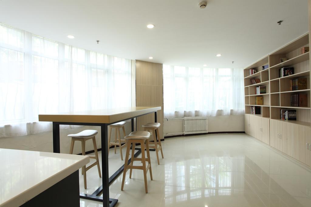 Hanting Express Beijing Sanlitun Экстерьер фото